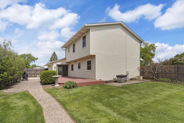 6506 54th AVENUE, Kenosha, WI 53142