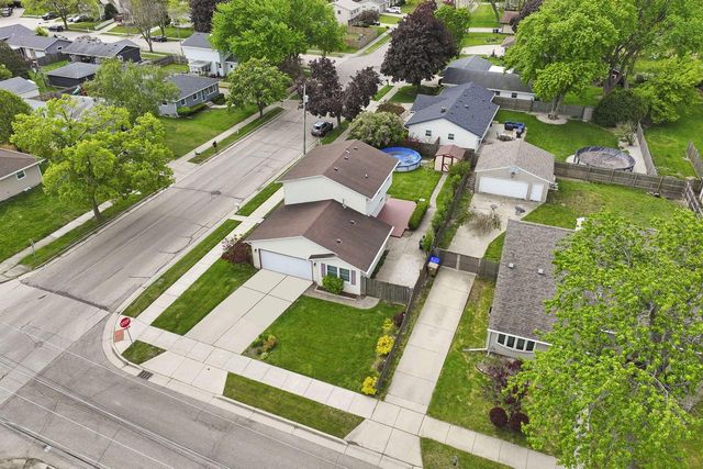 6506 54th AVENUE, Kenosha, WI 53142