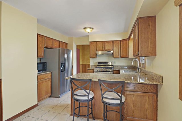 6506 54th AVENUE, Kenosha, WI 53142