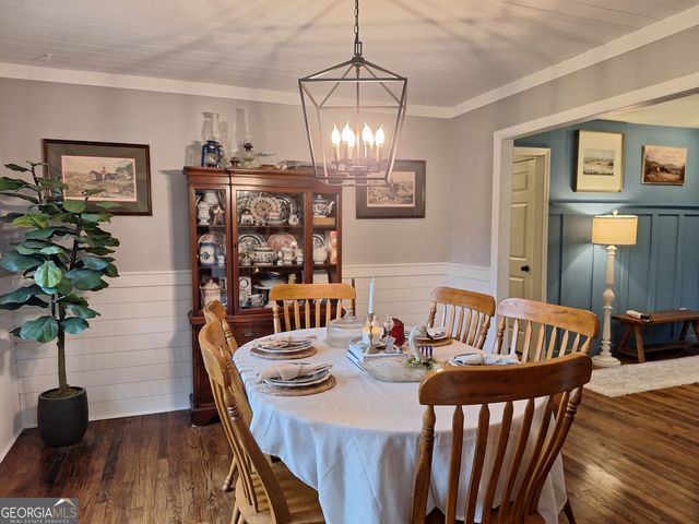 503 Crestview Lane, Valley, AL 36854