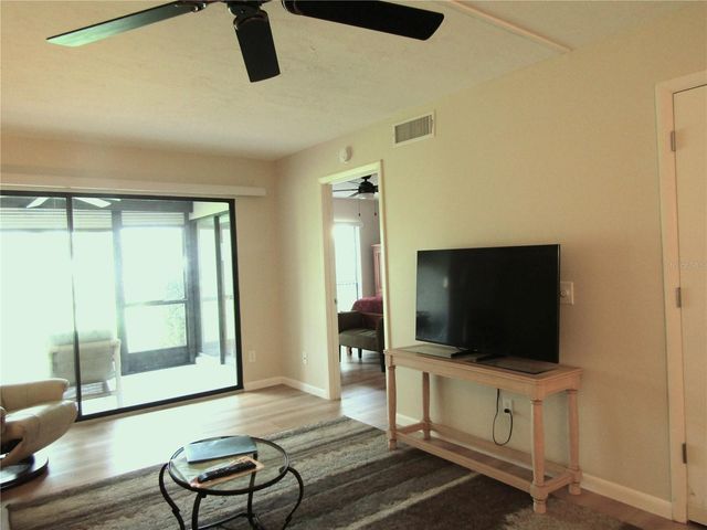 2989 TAYWOOD MEADOWS 19, Sarasota, FL 34235