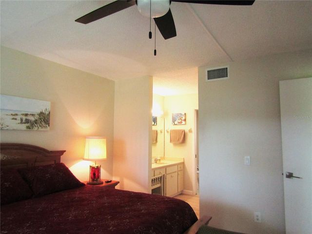 2989 TAYWOOD MEADOWS 19, Sarasota, FL 34235