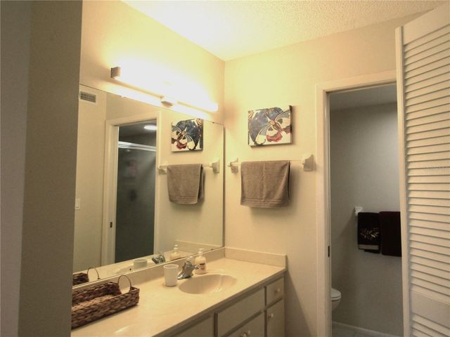 2989 TAYWOOD MEADOWS 19, Sarasota, FL 34235