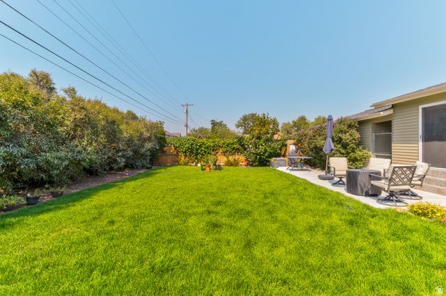 834 E SILVER SHADOWS DR, Murray, UT 84107