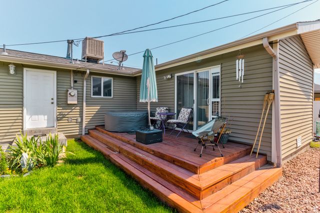 834 E SILVER SHADOWS DR, Murray, UT 84107
