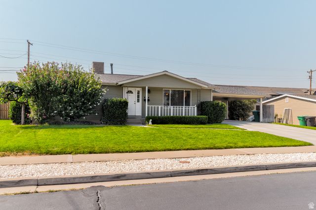 834 E SILVER SHADOWS DR, Murray, UT 84107