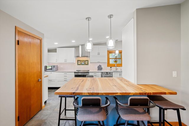 2658 Hampshire Road, Ann Arbor, MI 48104