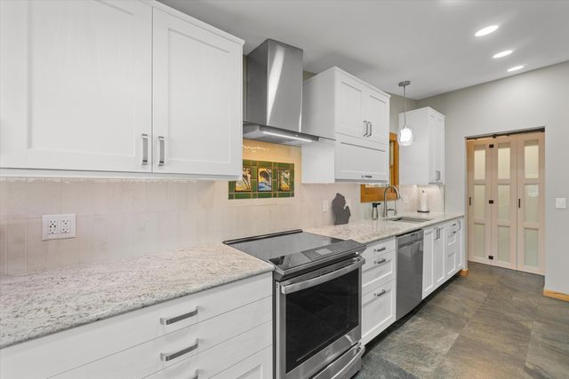 2658 Hampshire Road, Ann Arbor, MI 48104
