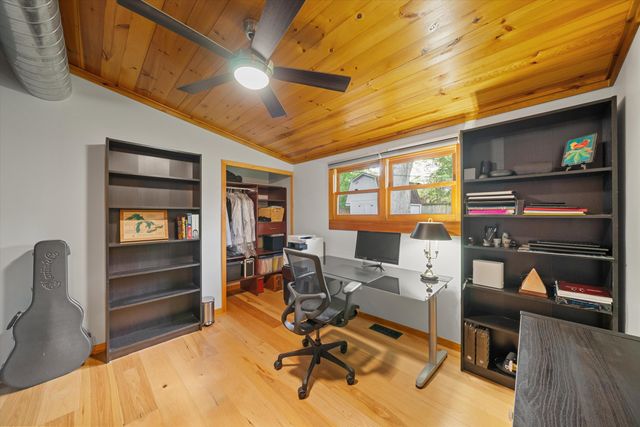 2658 Hampshire Road, Ann Arbor, MI 48104