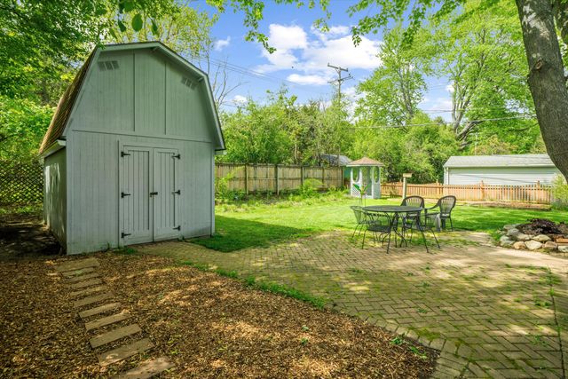 2658 Hampshire Road, Ann Arbor, MI 48104