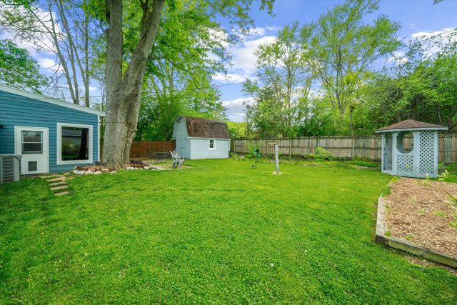 2658 Hampshire Road, Ann Arbor, MI 48104