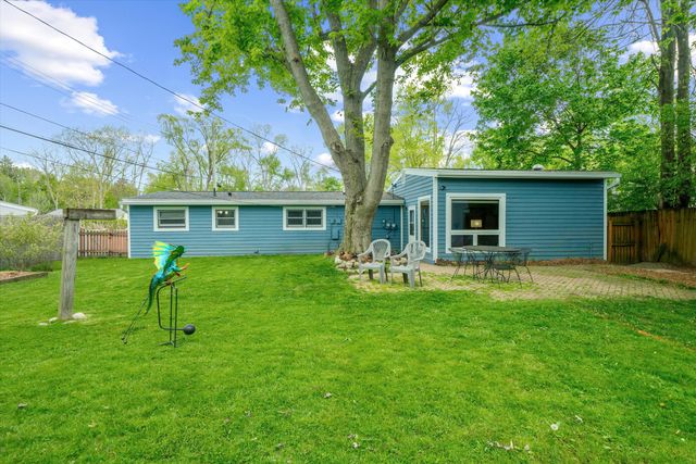 2658 Hampshire Road, Ann Arbor, MI 48104