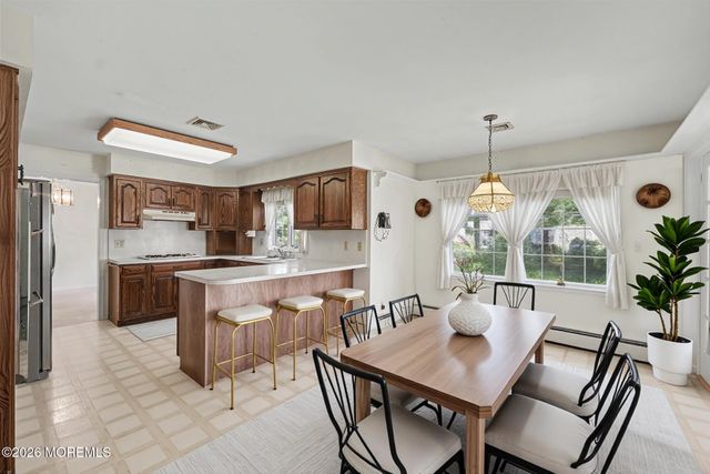 150 Dugan Lane, Toms River, NJ 08753