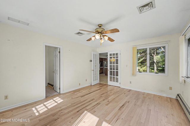 150 Dugan Lane, Toms River, NJ 08753
