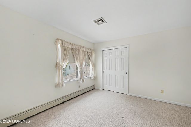 150 Dugan Lane, Toms River, NJ 08753