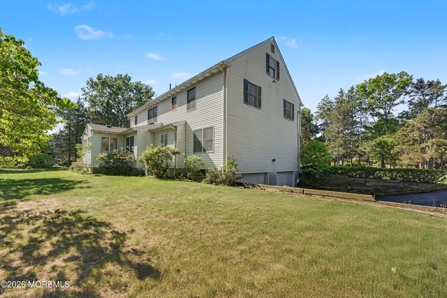 150 Dugan Lane, Toms River, NJ 08753