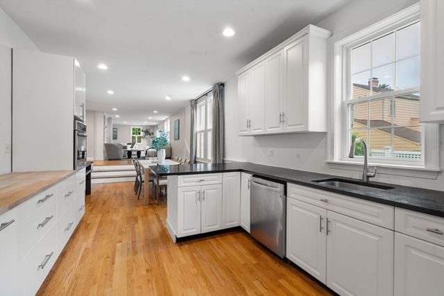 155 Oak Street, Needham, MA 02492