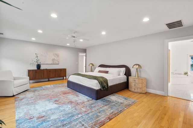 155 Oak Street, Needham, MA 02492