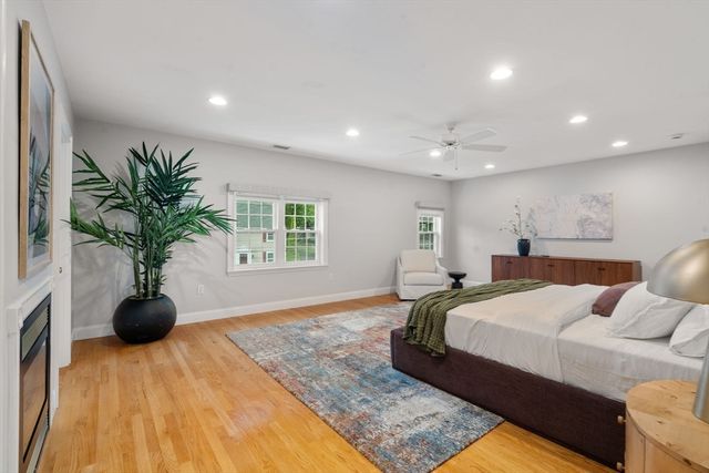 155 Oak Street, Needham, MA 02492