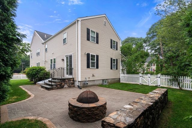 155 Oak Street, Needham, MA 02492