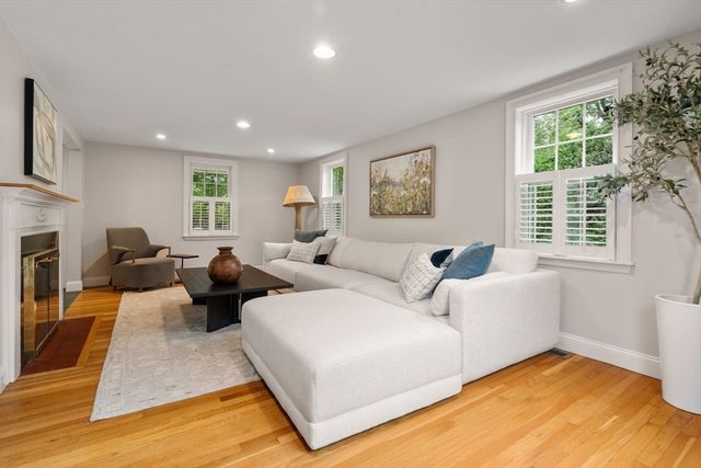155 Oak Street, Needham, MA 02492