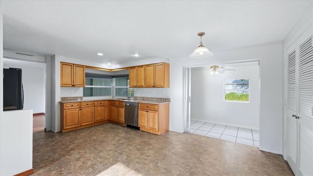 3328 BEACON DRIVE, Punta Gorda, FL 33980