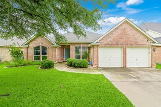 6929 Windwood Trail, Fort Worth, TX 76132