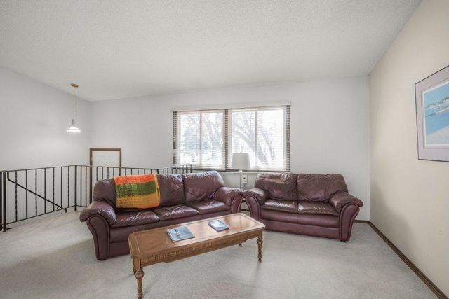 16420 Lake Ridge Drive, Maple Grove, MN 55311