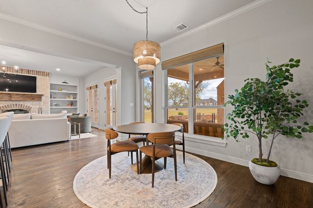 220 Bearclaw Circle, Aledo, TX 76008