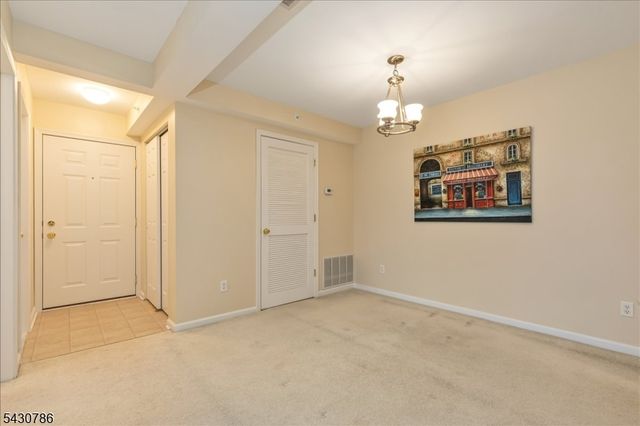 210 Stratford Pl, Bridgewater Twp., NJ 08805