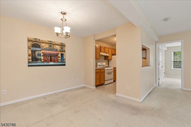 210 Stratford Pl, Bridgewater Twp., NJ 08805
