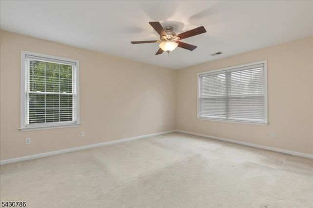 210 Stratford Pl, Bridgewater Twp., NJ 08805