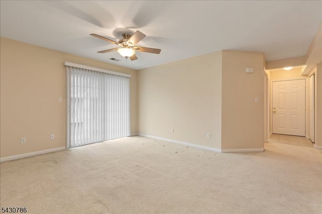210 Stratford Pl, Bridgewater Twp., NJ 08805