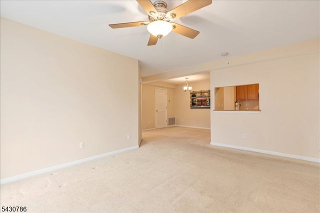 210 Stratford Pl, Bridgewater Twp., NJ 08805