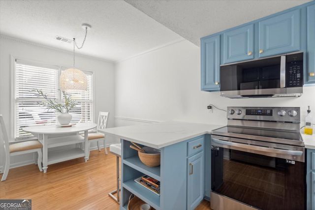 1030 Sasha Lane, Roswell, GA 30075