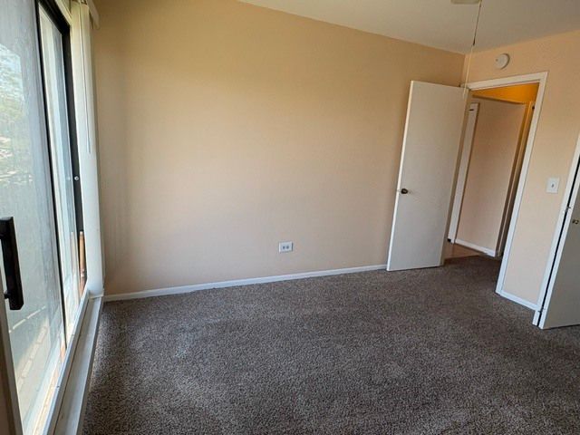 200 S Waters Edge Drive 202, Glendale Heights, IL 60139