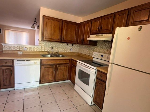 200 S Waters Edge Drive 202, Glendale Heights, IL 60139