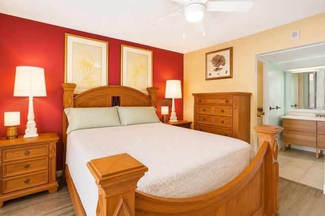 51 ISLAND WAY 311, Clearwater Beach, FL 33767