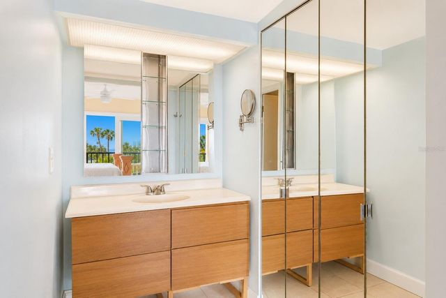 51 ISLAND WAY 311, Clearwater Beach, FL 33767