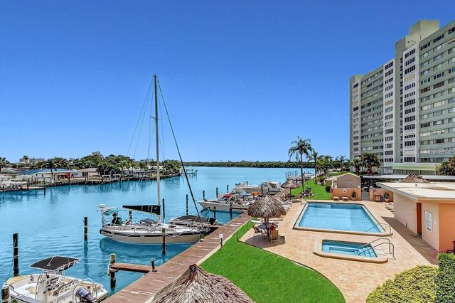 51 ISLAND WAY 311, Clearwater Beach, FL 33767