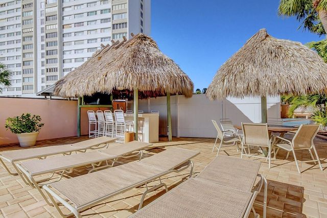 51 ISLAND WAY 311, Clearwater Beach, FL 33767