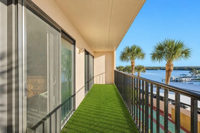 51 ISLAND WAY 311, Clearwater Beach, FL 33767