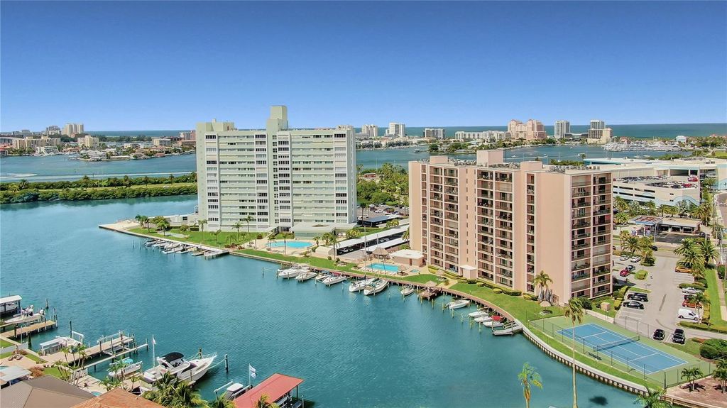 51 ISLAND WAY 311, Clearwater Beach, FL 33767