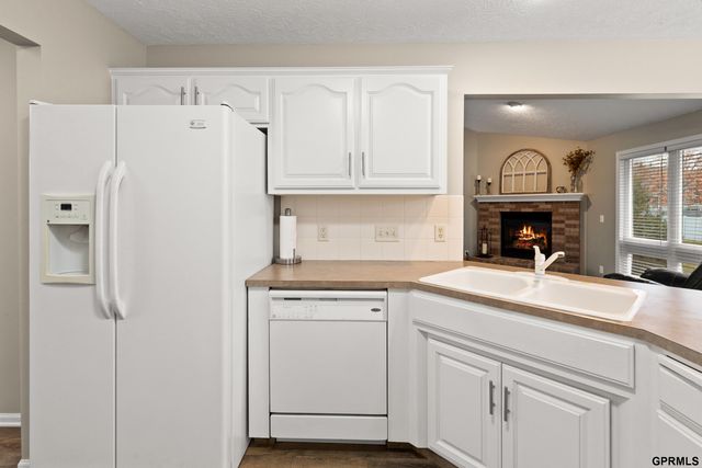 2453 N 153Rd Avenue, Omaha, NE 68116