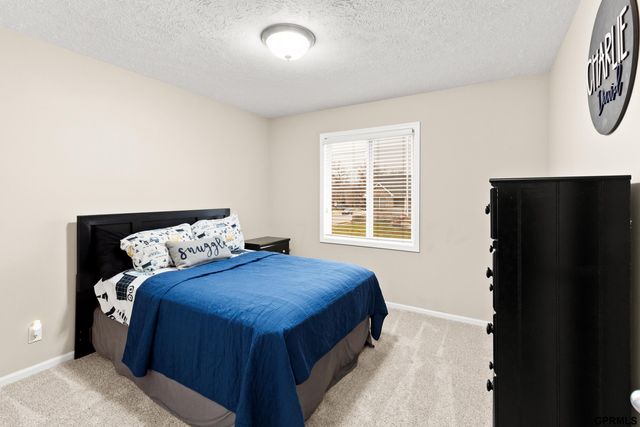 2453 N 153Rd Avenue, Omaha, NE 68116