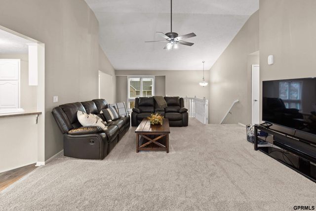 2453 N 153Rd Avenue, Omaha, NE 68116