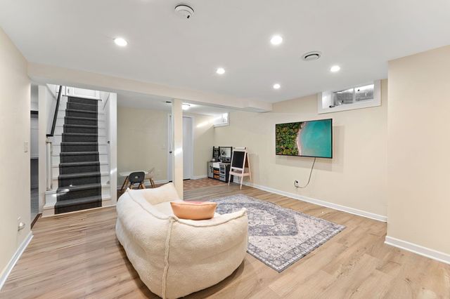 1018 Delaware Avenue, West Saint Paul, MN 55118