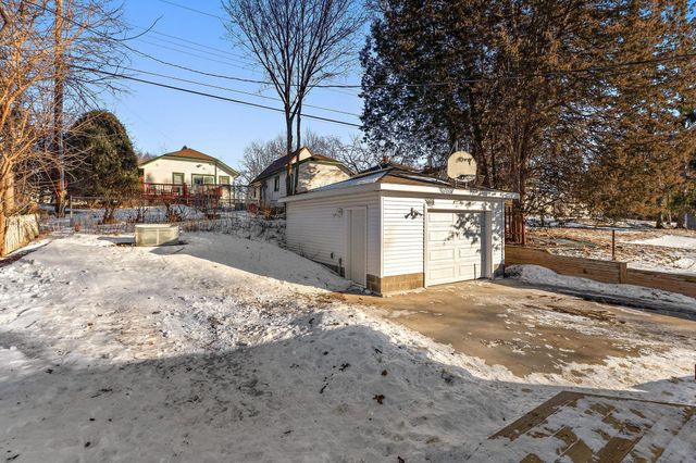 1018 Delaware Avenue, West Saint Paul, MN 55118