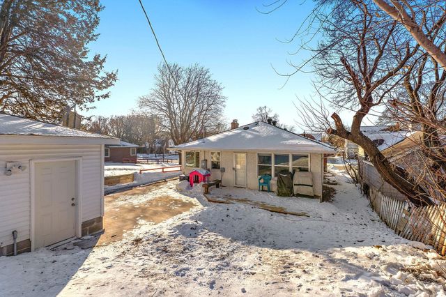 1018 Delaware Avenue, West Saint Paul, MN 55118