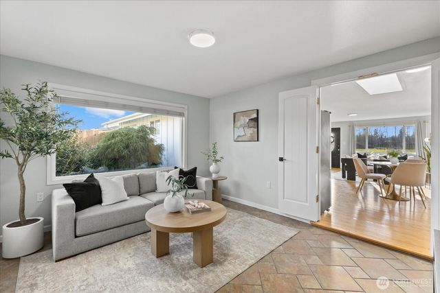 24517 Buckley Tapps Highway E, Buckley, WA 98321